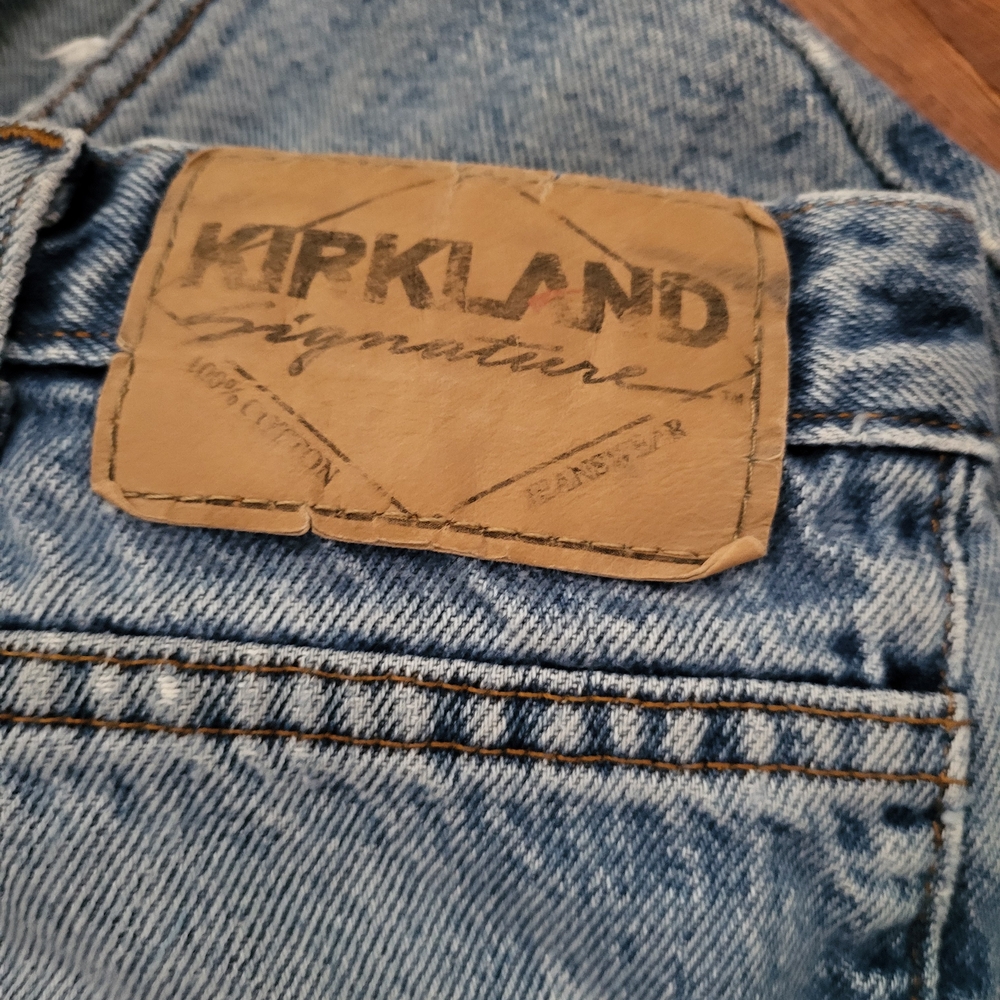 Kirkland Signature Blue Men's Jeans. 30.5 Length After Washing.